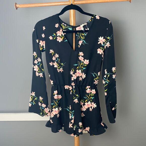 Urban outfitters pins & needles romper - Picture 1 of 6